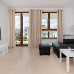 Daire Beautiful Czarnieckiego With Balcony By Renters *