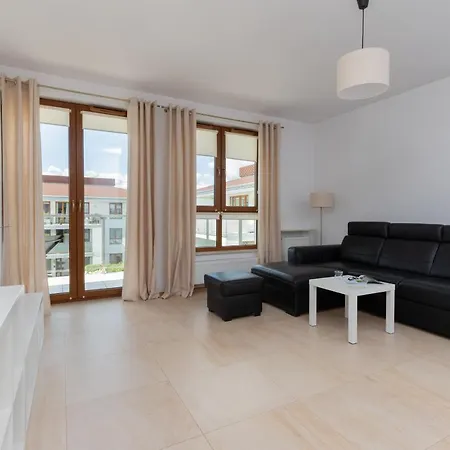 Daire Beautiful Czarnieckiego With Balcony By Renters *