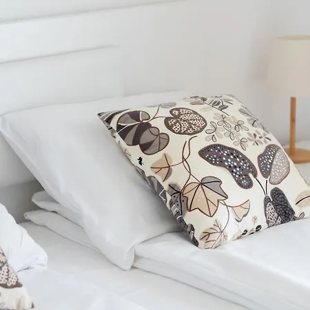 Beautiful Czarnieckiego With Balcony By Renters * Γκντίνια