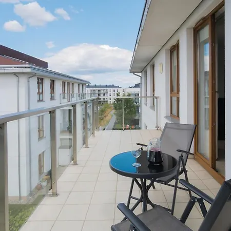 Daire Beautiful Czarnieckiego With Balcony By Renters *