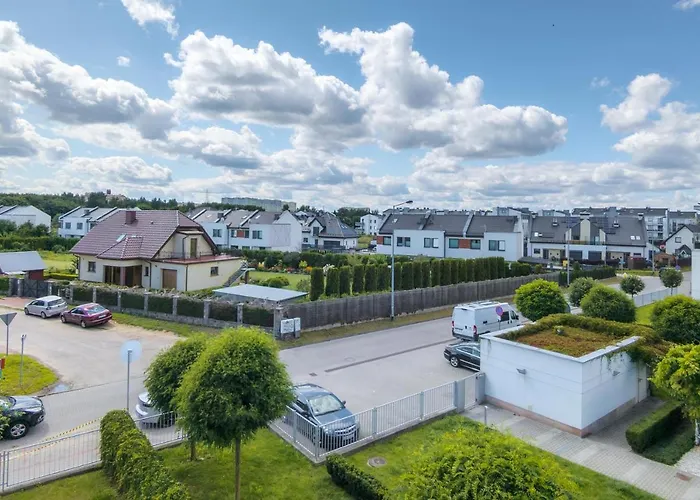 Beautiful Czarnieckiego With Balcony By Renters Gdynia